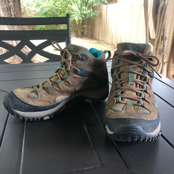EUC Merrell hiking shoes. Women’s 7.5. - Picture 3 of 8